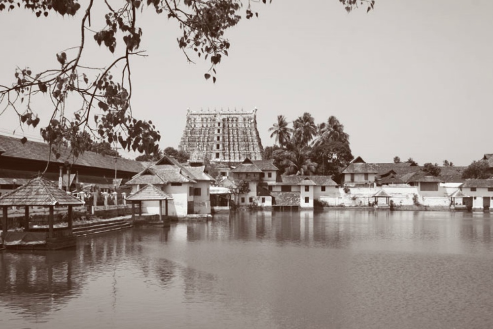 Sree Padmanabhaswamy Temple, Thiruvananthapuram, Kerala, India
(Photo circa1930)